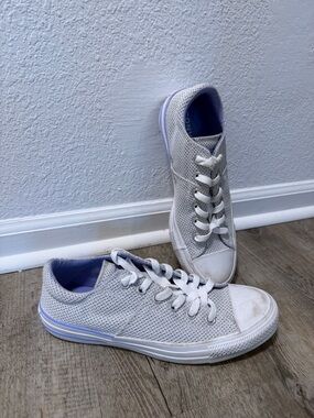 Light Purple Knit Low-Top Sneakers